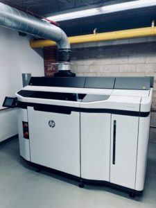 A picture of Mack Prototype’s new HP Multi Jet Fusion machine. 
