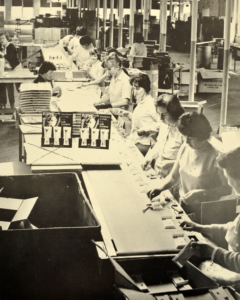 Join the Mack Team - Historic Photo of a Mack production line