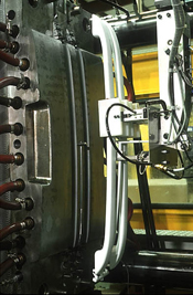 GE Handles At Press. Mack Consumer Case Studies.